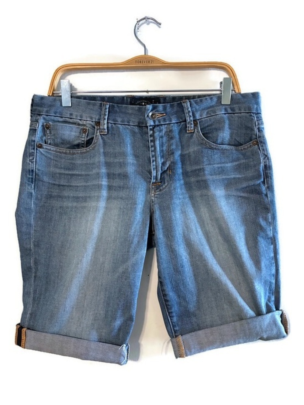 Lucky Brand Jeans Bermuda Jean Shorts Women’s size 10 30